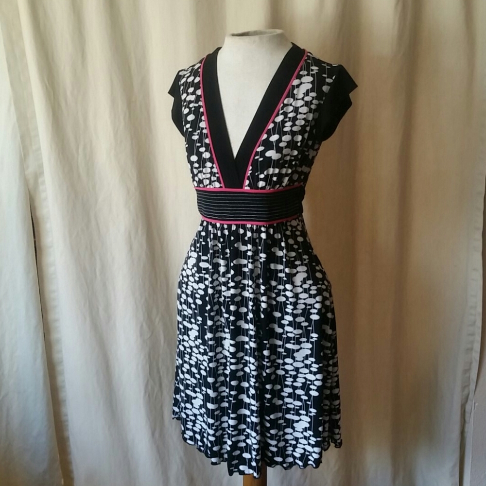 Vintage inspired Speechless S stretch dress